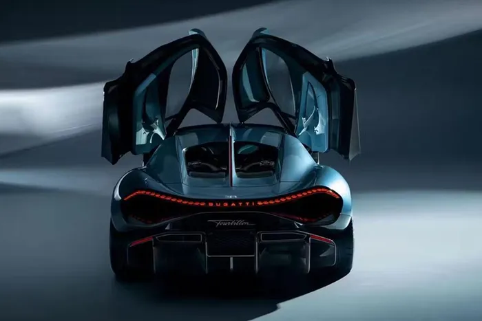 Số lượng sản xuất giới hạn của Bugatti Tourbillon ở 250 chiếc, quá trình thử nghiệm đã được tiến hành và những khách hàng đầu tiên dự kiến nhận xe vào năm 2026. mức giá xe Bugatti Tourbillon mới ra mắt lên tới 4,2 triệu USD (tương đương 98 tỷ đồng).