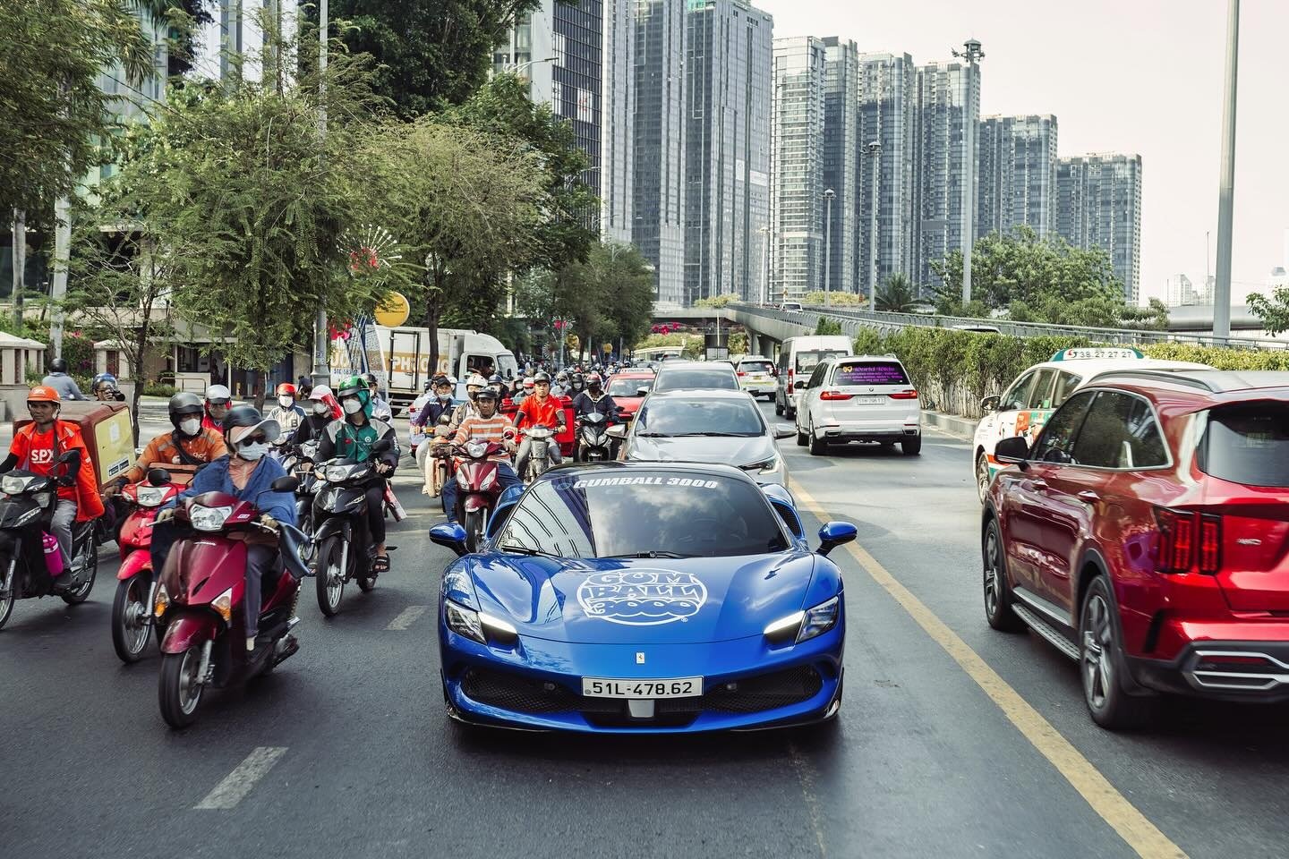 sieu xe,  hypercar,  gumball 3000,  koenigsegg,  pagani,  lamborghini,  ferrari,  mclaren,  maserati,  cuong do la,  nguyen quoc cuong,  sai gon,  singapore anh 1