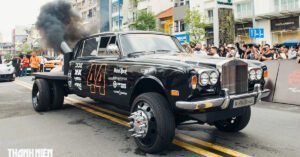 Ngắm cận cảnh Rolls-Royce Silver Shadow độ "lạ" nhất thế giới tham gia Gumball 3000