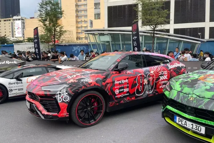 Mặc dù Lamborghini chưa công bố mức giá xe Lamborghini Urus Essenza SCV12, nhưng điều đó không quan trọng vì nó vô giá đối với bất kỳ ai đã sở hữu chiếc xe đua này.