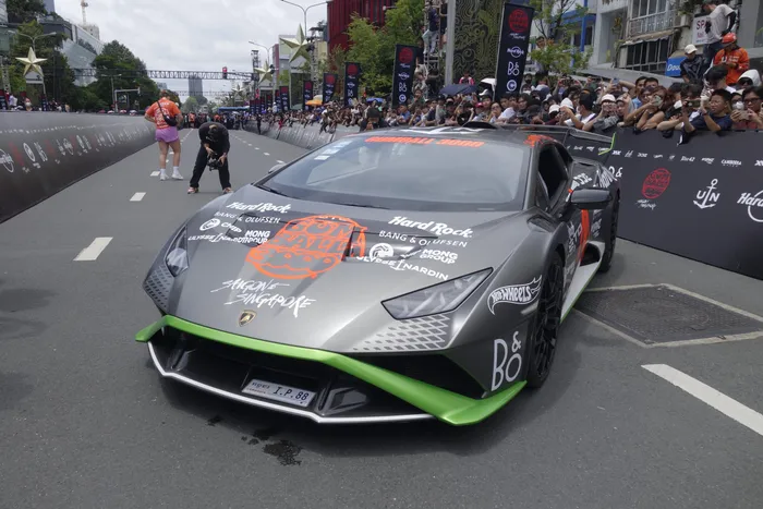  Tại sự kiện siêu xe Gumball 3000 lần thứ 25 được tổ chức ở Việt Nam, Streamer nổi tiếng thế giới IShowSpeed cũng tham gia với siêu xe Lamborghini Huracan LP 640-2 STO. 