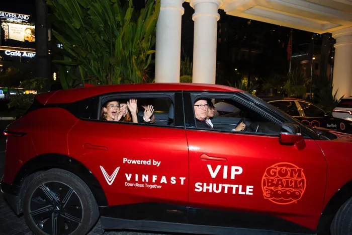 Gumball 3000 tin tưởng lựa chọn xe điện VinFast để đưa đón khách VIP