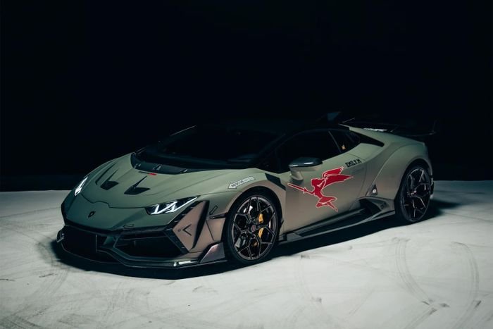  Mặc dù đã dừng sản xuất từ tháng 4/2024, Lamborghini Huracan vẫn được nhiều hãng độ giới thiệu nhiều gói nâng cấp khác nhau. Mới đây, DarwinPRO Aerodynamics vừa trình làng gói độ thân rộng cho siêu xe Huracan EVO. 