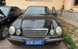 Đấu giá lô xe Mercedes-Benz từng phục vụ lãnh đạo cấp cao, chỉ từ hơn 30 triệu